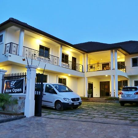 Eden Vale Hotel Ajiringano Eksteriør bilde