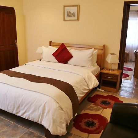 Eden Vale Hotel Ajiringano Eksteriør bilde